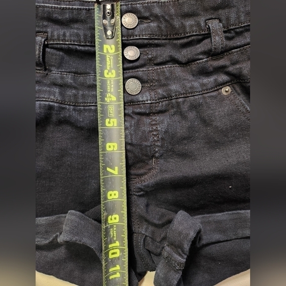 MOSSIMO Black shorts - Picture 6 of 8